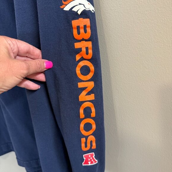 Men's NFL Team Apparel Denver Broncos Long Sleeve T Shirt Size XL - Picture 3 of 7